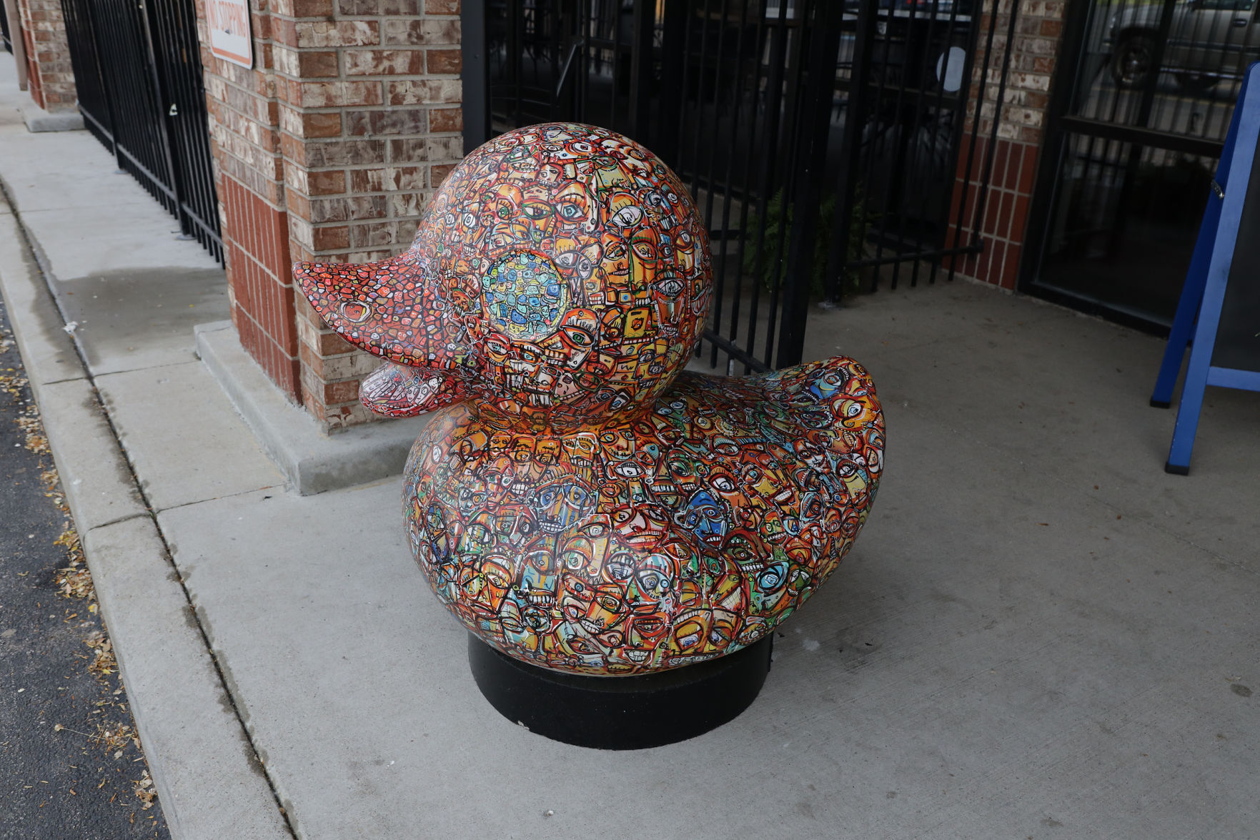 Flock of artistic ducks land downtown to help small businesses fly again